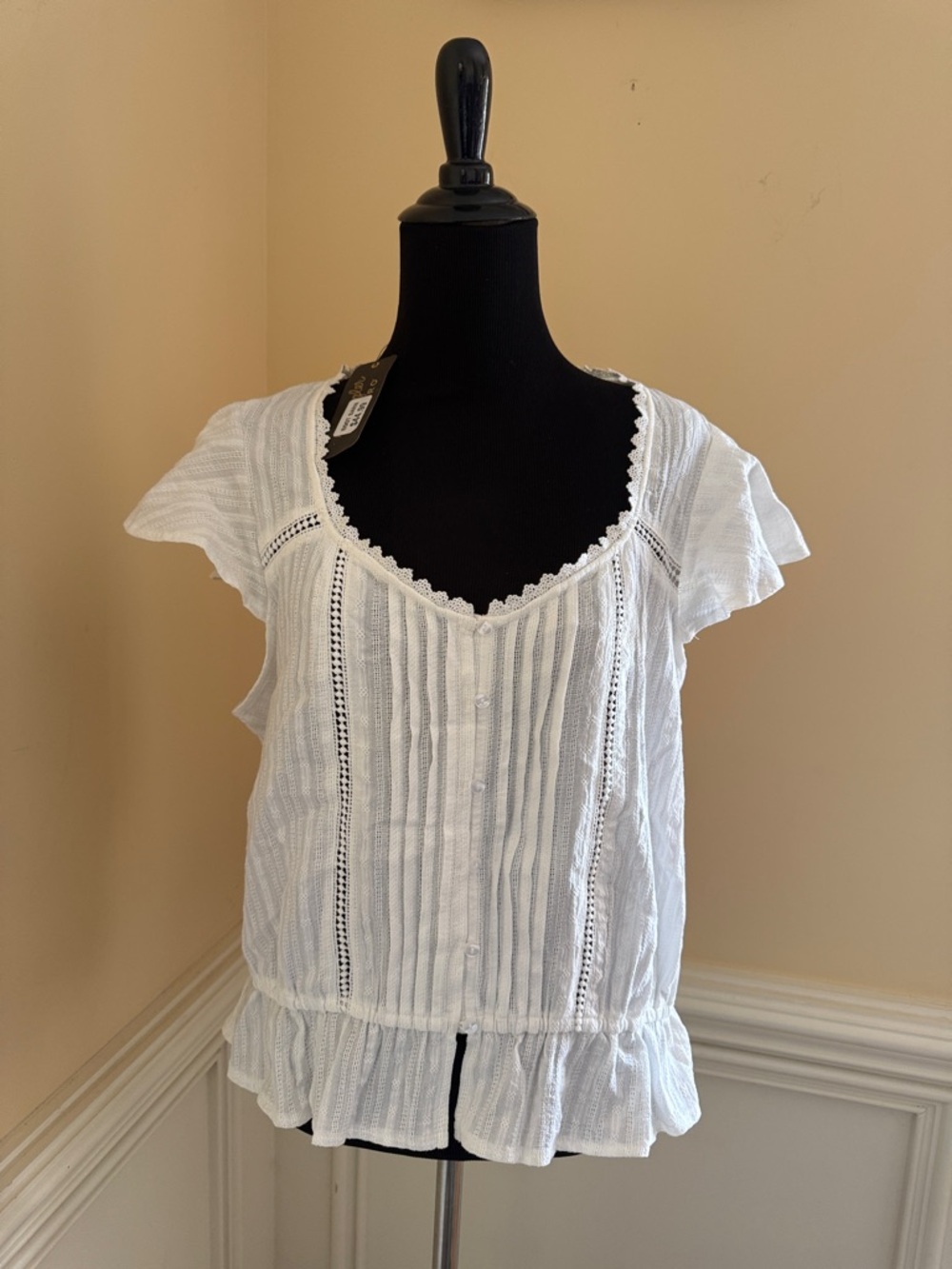 Wrangler White Cotton Pintuck Button-Front Blouse